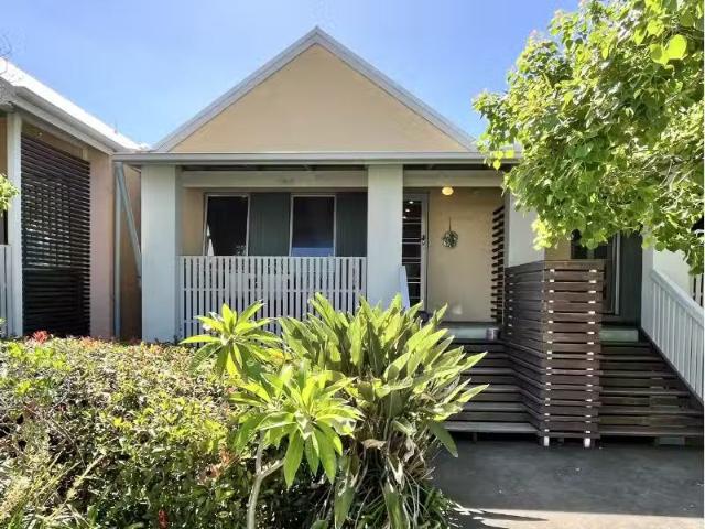 For Rent! 5/2 Gardner Street, Dudley Townhouse for rent Liste.