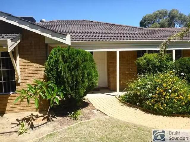Nice 52 Portmarnock Circuit, Connolly, WA 6027