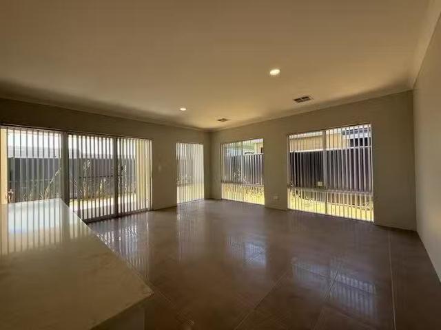 Cheap 52 Plaimar Ramble, Byford, WA 6122
