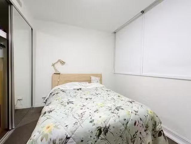 Nice 532/17 Chatham Road, West Ryde, NSW 2114