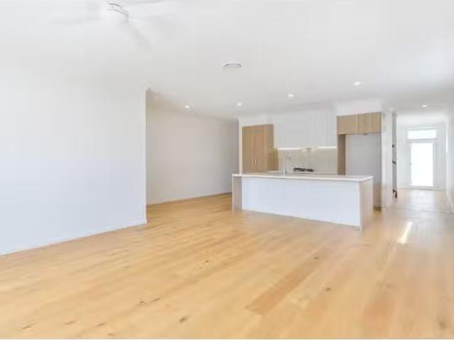 Cheap 53/2 Lyra Avenue, Hope Island, QLD 4212