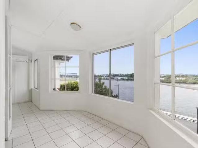 For Rent! 5/35 Hillside Crescent, Hamilton, QLD 4007