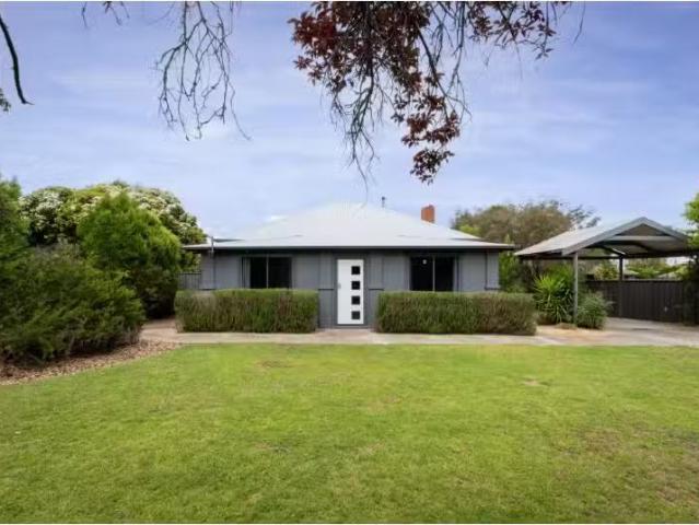 Just in! 540 Hague Street, LAVINGTON House for rent Listed by.