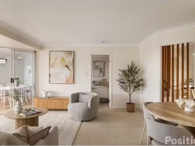 Cozy 5/43 Fernberg Road, Paddington Apartment for rent Listed.