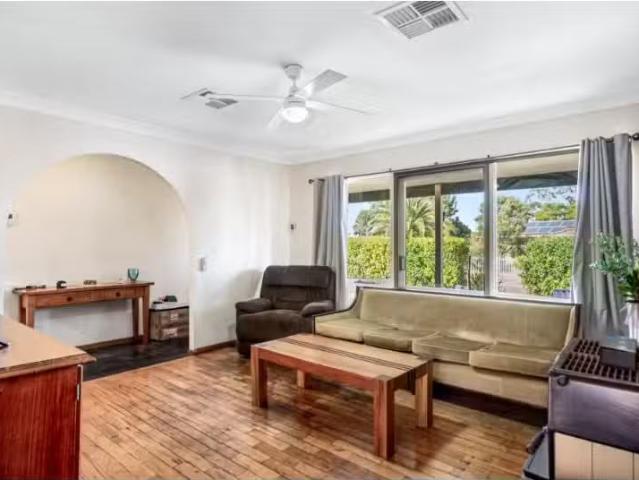 For Rent! 54 Valleyview Crescent, WERRINGTON DOWNS House for r.