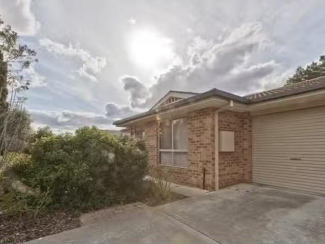 Nice 54 Britten Jones Drive, HOLT House for rent Listed by Sa.
