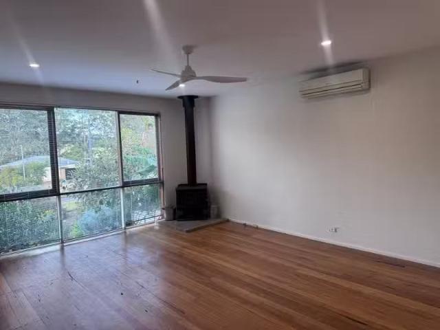 Rental! 55 Anglers Parade, FISHERMANS PARADISE, NSW 2539 Hou.