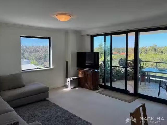 Cozy 56/34 Kings Park Road, West Perth, WA 6005