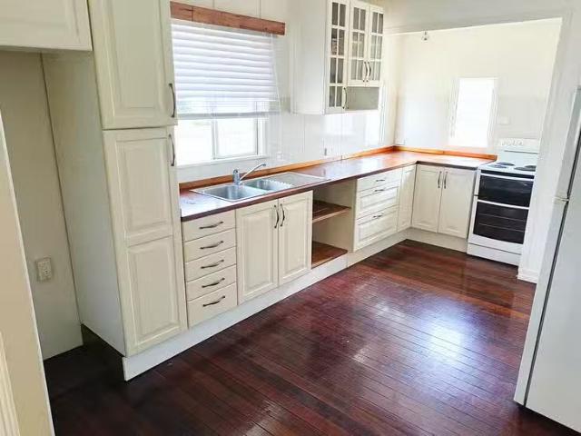 Deal! 56 Bell Street, Clontarf, QLD 4019