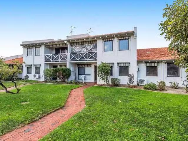 Just in! 5/6 Leslie Street, Dudley Park, WA 6210