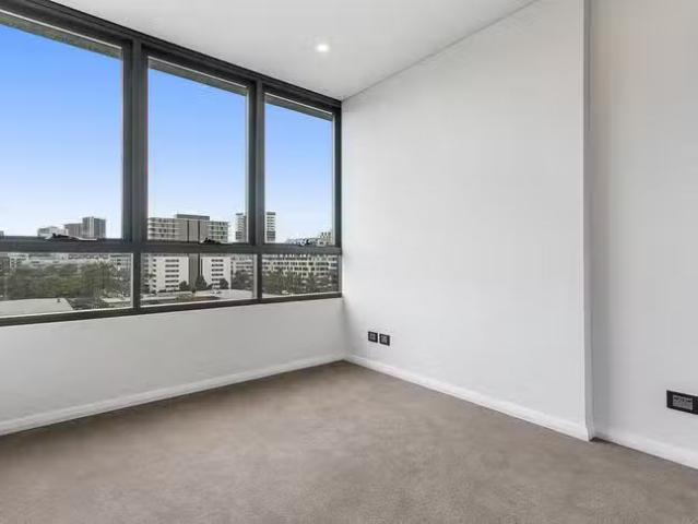 Charming 586/10 Peters Street, Zetland, NSW 2017