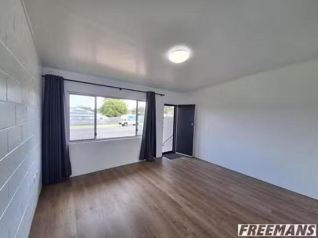 Cheap 5/8 Alfred Street, Nanango, QLD 4615