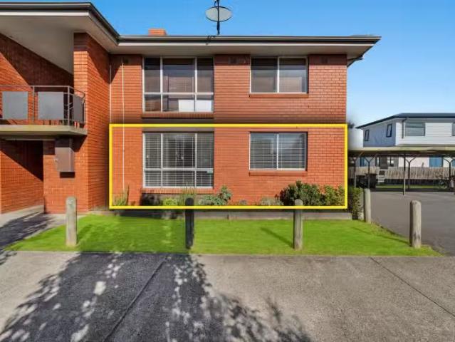 For Rent! 5/93 95 Dandenong Road East, FRANKSTON, VIC 3199 A.