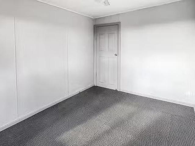 Deal! 595 Cypress Drive, Yarrawonga, NSW 2850