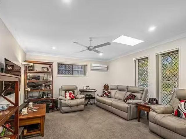 Rental! 5 Moontide Way, Springfield Lakes, QLD 4300