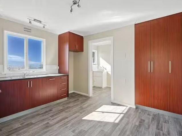 Rental! 5 Norman Circle, Glenorchy, TAS 7010