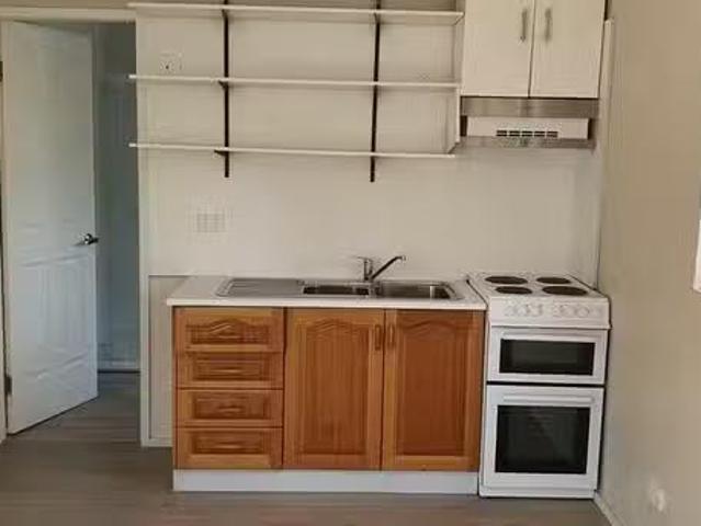 Rental! 5 A Westland Close, Raby, NSW 2566