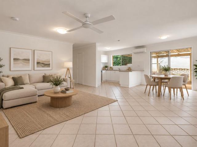 Charming 5 Bedroom Family Home in Prime Jindalee Location