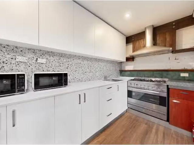 Cozy 5 BR 143 Bridge Road, GLEBE House for rent Listed by Hon.