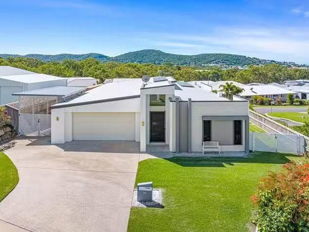 Just in! 5 BR 14 Ocean Park Avenue, Yeppoon, QLD 4703