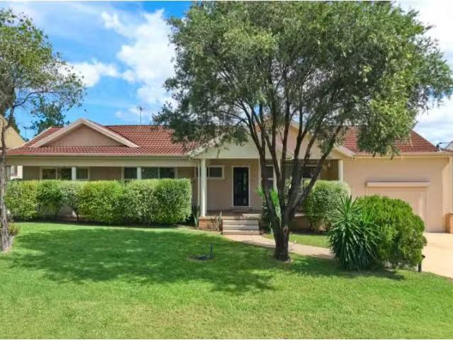 Cheap 5 BR 10 Plymouth Avenue, CHESTER HILL House for rent Li.
