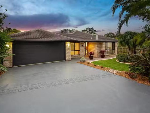 Just in! 5 BR 286 Kirralee Crescent, Upper Kedron, QLD 4055