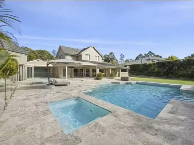Nice 5 BR 28 The Greenway, Duffys Forest House for rent Liste.
