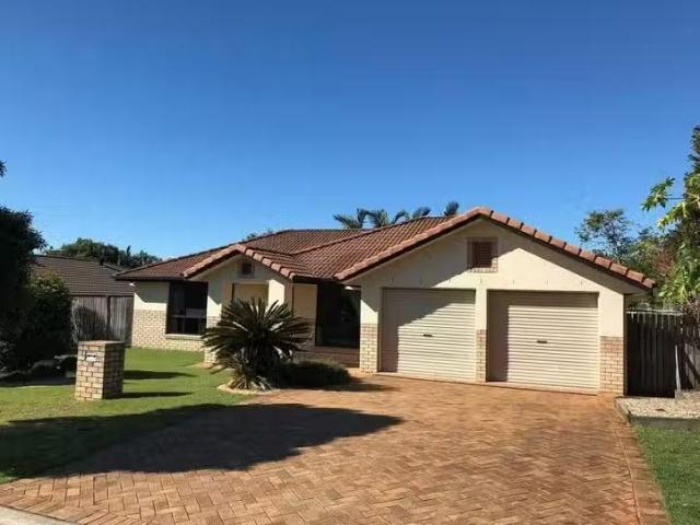 Deal! 5 BR 22 Evergreen Street, Ormiston, QLD 4160