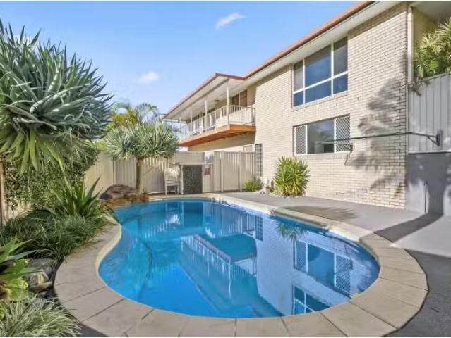 New 5 BR 2/38 Harvie Drive, Boambee East House for rent Liste.