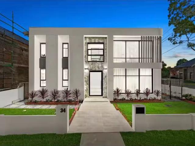 Unique 5 BR 34 Frances St, South Wentworthville House for rent.
