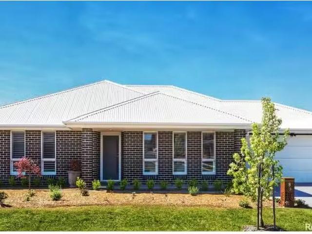 Charming 5 BR 8 Bartholomew Way, BRAEMAR House for rent Liste.