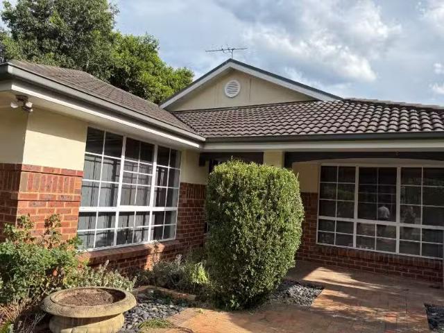 New 5 BR 8 Venezia Street, Prestons House for rent Listed by.