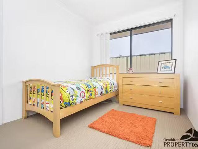 Nice 5 Castlefin Road, Utakarra, WA 6530