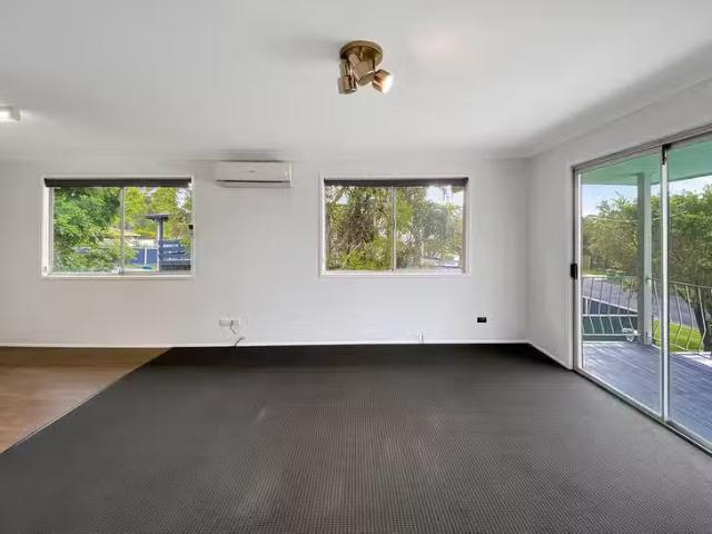 Deal! 5 Cindy Street, Marsden, QLD 4132