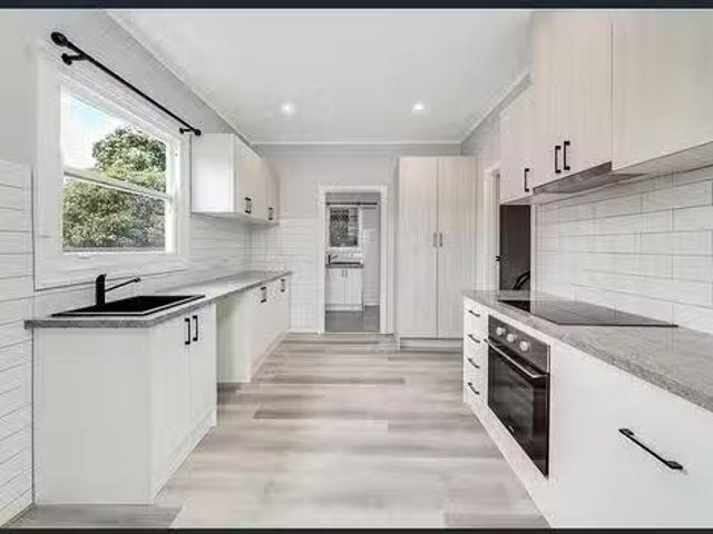 New 5 Tooma Drive, Riverglades, SA 5253