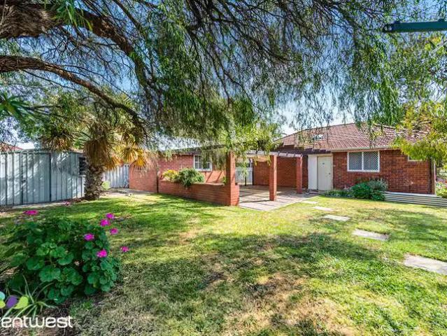 Cozy 5 Wilkes Street, Hamilton Hill, WA 6163