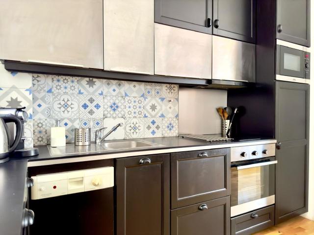 Charming 5P Apartment Pigalle BM, Paris Amsterdam Apartments for Rent