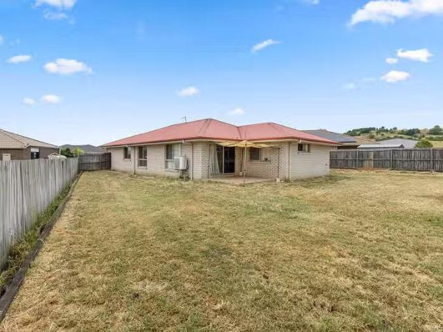 Cozy 63 Tawney Street, Lowood, QLD 4311