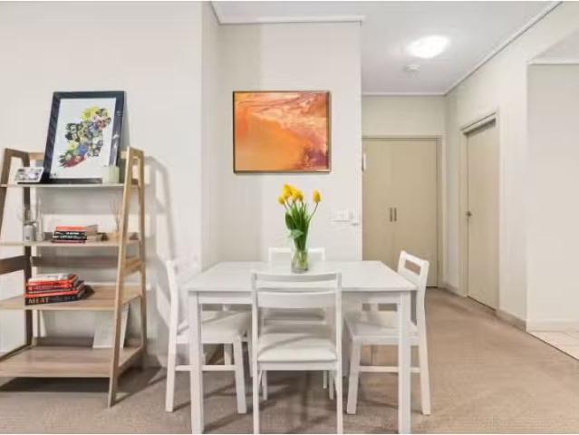 Nice 602/1 The Piazza, Wentworth Point Apartment for rent Lis.