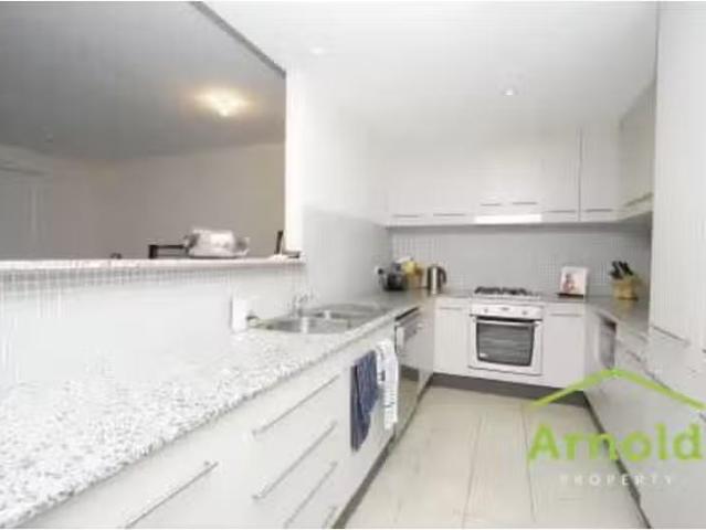 Charming 60/2 Howden Street, CARRINGTON Townhouse for rent Li.