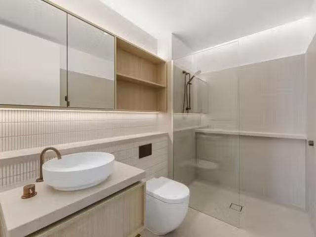 Unique 603 Main Street, Kangaroo Point, QLD 4169