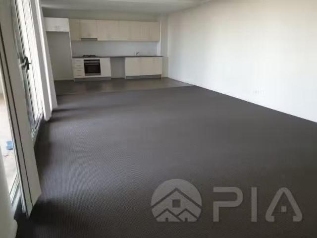 Unique 604/3 George Street, Warwick Farm Apartment for rent L.