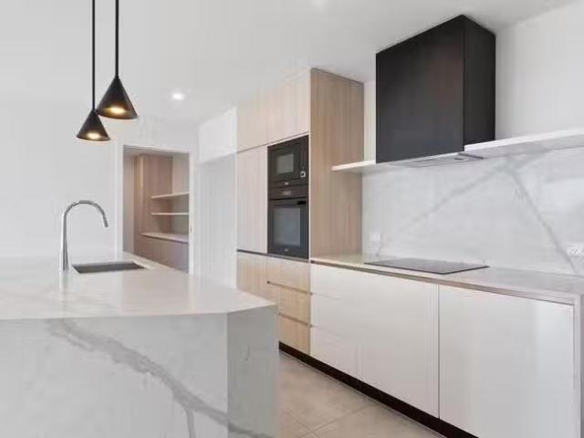 Unique 605/20 Curwen Terrace, Chermside, QLD 4032