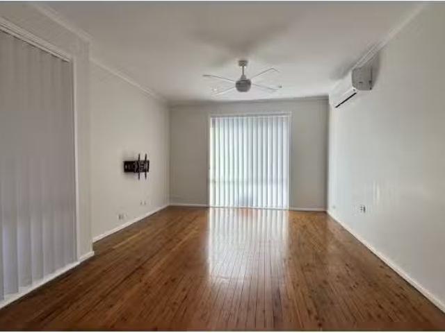 Rental! 60 York Road, SOUTH PENRITH House for rent Listed by.