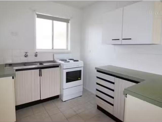 Unique 6/13 Nordlingen Drive, Tolland House for rent Listed b.