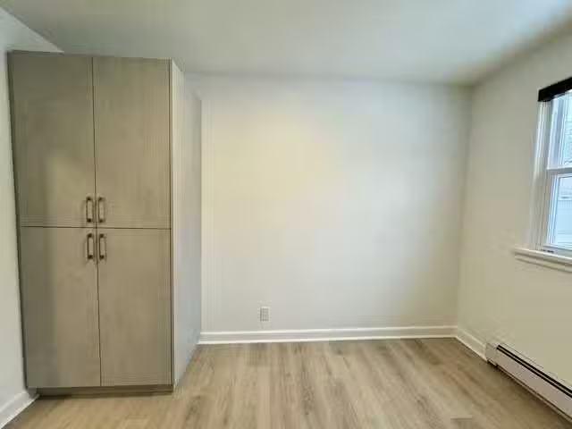 For Rent! 61575434 697 Corydon Ave