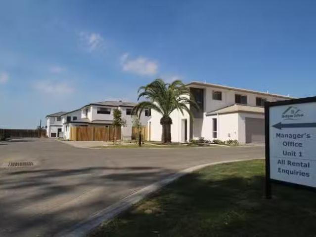 Cheap 62/60 Grahams Road, Strathpine, QLD 4500