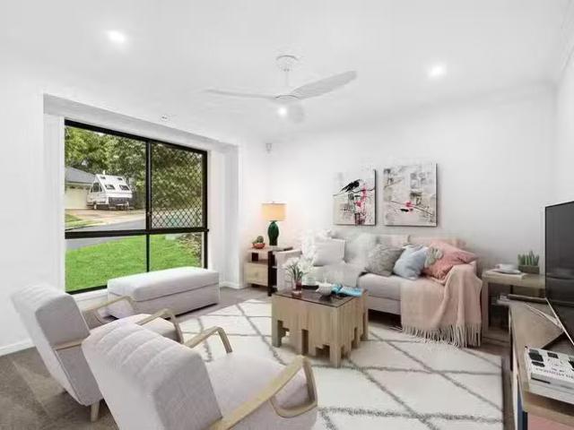 Rental! 62 Swallowtail Crescent, Springfield Lakes, QLD 4300