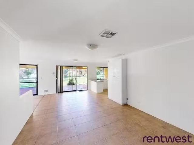 Just in! 67 Boeing Way, Jandakot, WA 6164