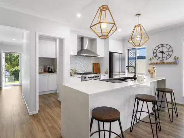 Just in! 67 Einasleigh Street, Morayfield, QLD 4506
